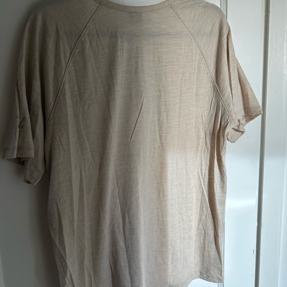 Ibex Men’s Merino Wool Henley Tshirt. Large, Buff/tan Heather - Picture 2 of 8